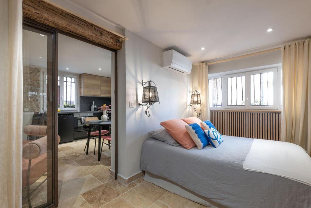 Апартаменты La Pablita, Vieil Antibes, Remparts Экстерьер фото