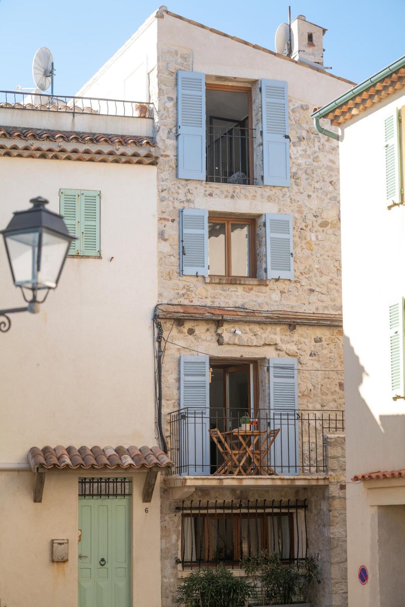 Апартаменты La Pablita, Vieil Antibes, Remparts Экстерьер фото